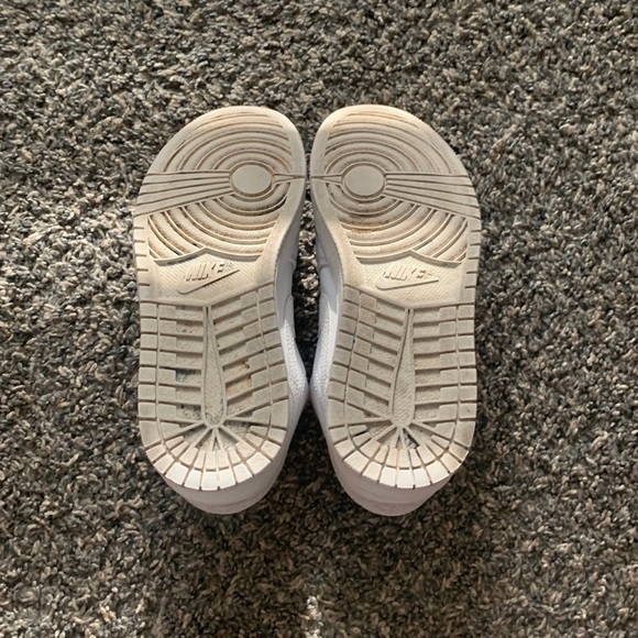 Jordan 1 lows - Picture 4 of 4